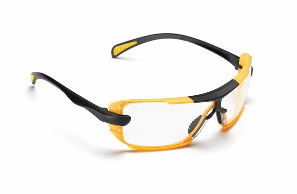 Protective glasses xin CSV Jesse Glover